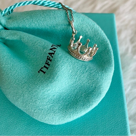 Tiffany and Co. Crown Charm - Picture 6 of 12